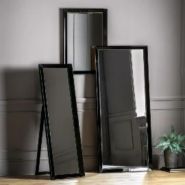 Selene Mirror