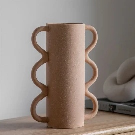 Suri Vase