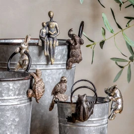 Piglet Pot Hanger