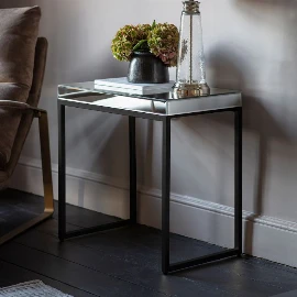 Popard Side Table