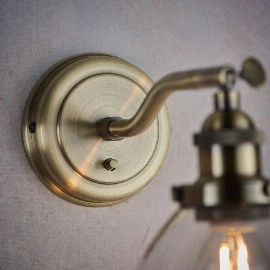 Hanssen Wall Light