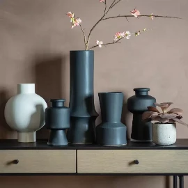 Akiya Vase Dark Grey