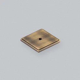 Callcott Knob, 34mm | Dark Brushed Brass