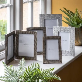 Milo Photo Frame