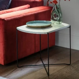 Nuova Side Table