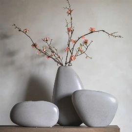 Airi Pebble Vase