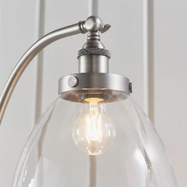 Hanssen Lamp