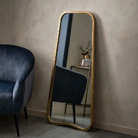 Curva Mirror