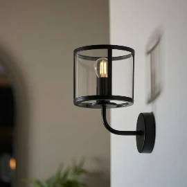 Hollis Wall Light