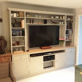 TV Media Unit | 2.2M Wide