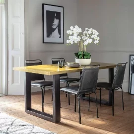 Clynan Dining Table