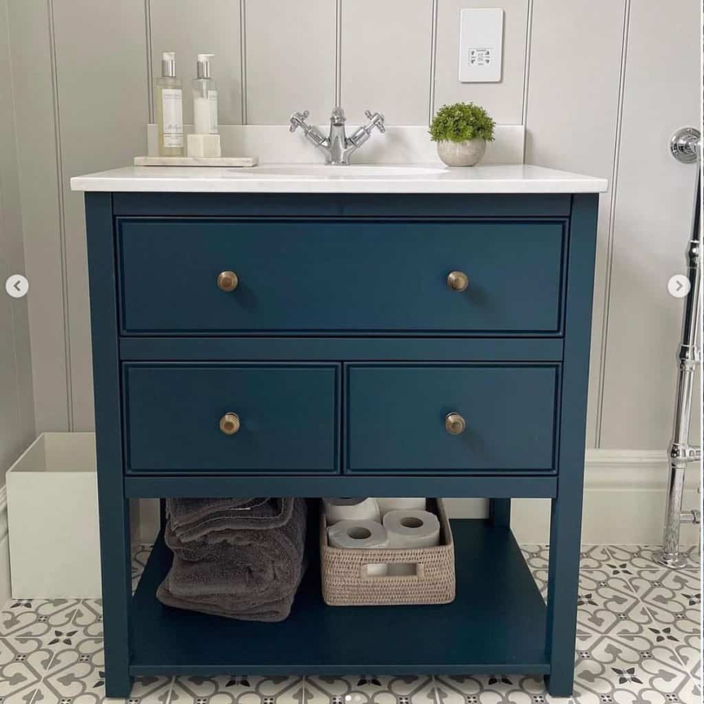 amy undercounter vanity unit | painted